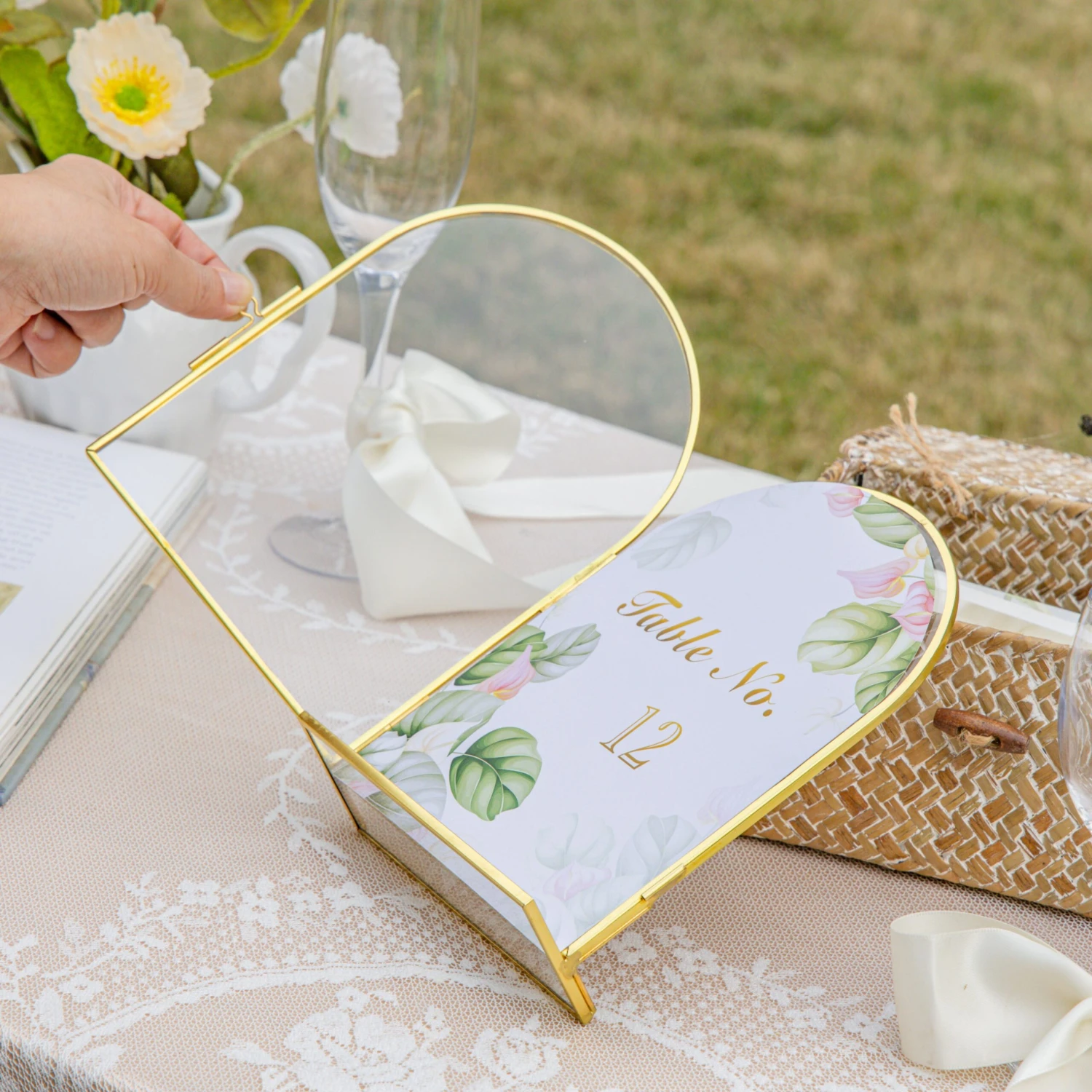 5x7'' Arched Brass And Double Glass Frame, For Pressed Flowers, Table Number Holder 20 5x7'' Arched Brass And Double Glass Frame, For Pressed Flowers, Table Number Holder - Image 18